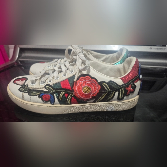 Shoes - Gucci Embroidered Sneakers – Size 36 – Worn Leather, Embroidery Intact
